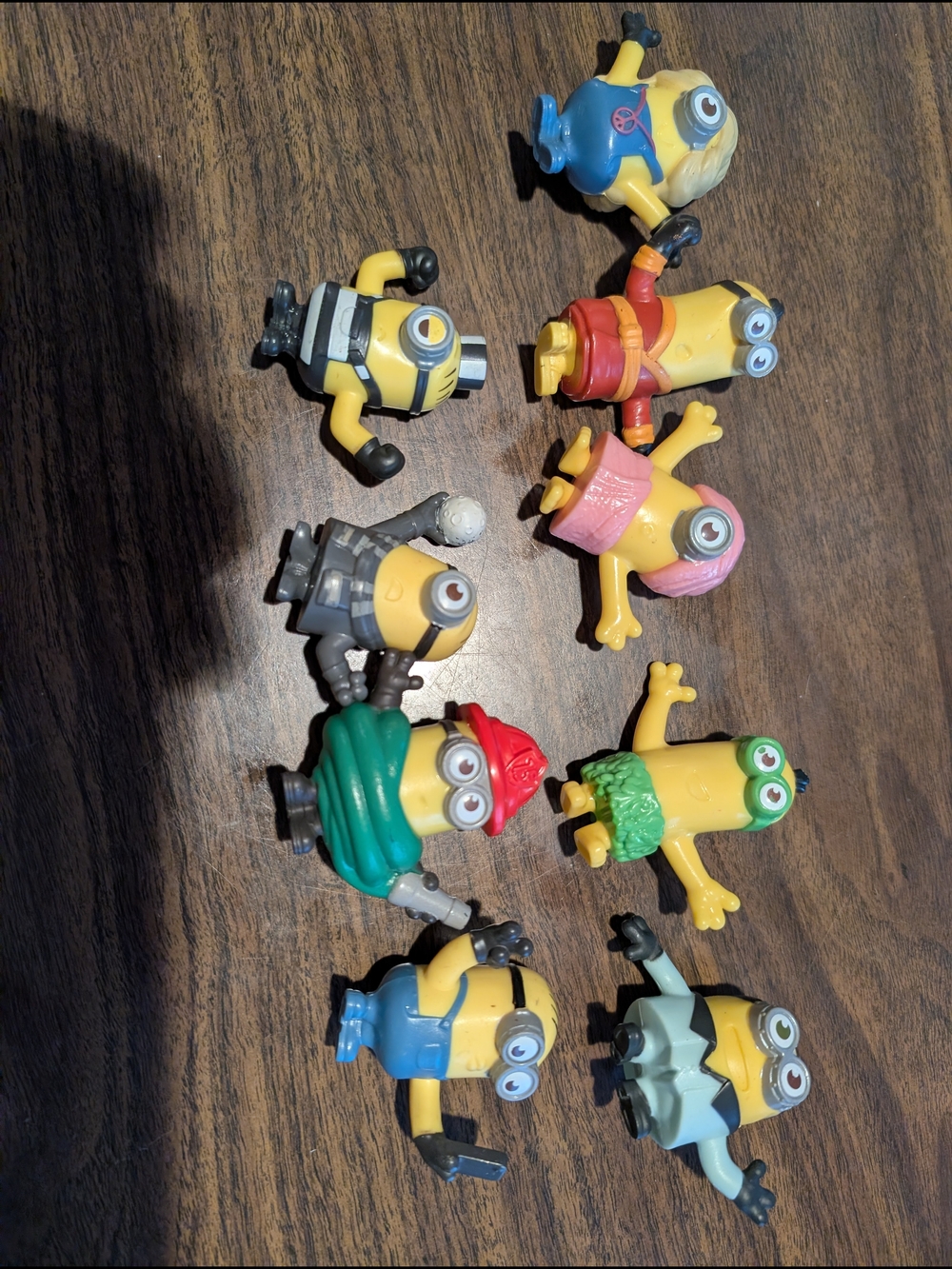 9 Minions Toy Figure Set - Assorted Yellow Characters